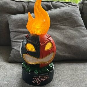 Detroit Tigers flaming ball tiki mascot figure battery operated NEW in box
